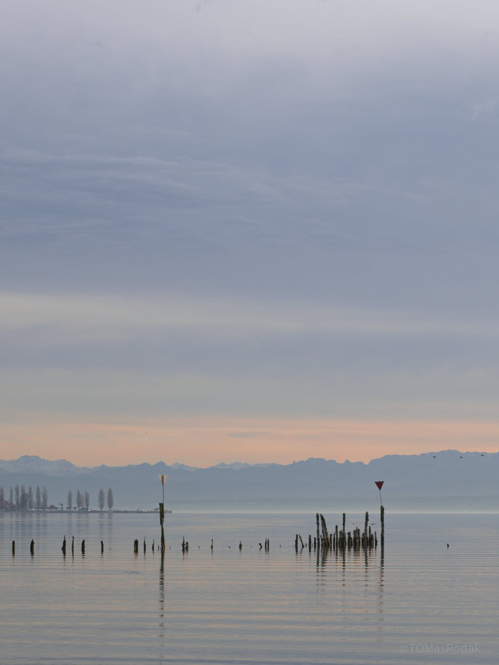 Reflection, meditation, work life balance, TOMs FLOWer CLUB, Tomas Rodak, photography, horizon, water photography, Water, Wasser, Meditation, Wolken, Clouds, Wasserrauschen, blue, blau, Mallorca, La reunion, sea, Schwimmen, blaue Lagune