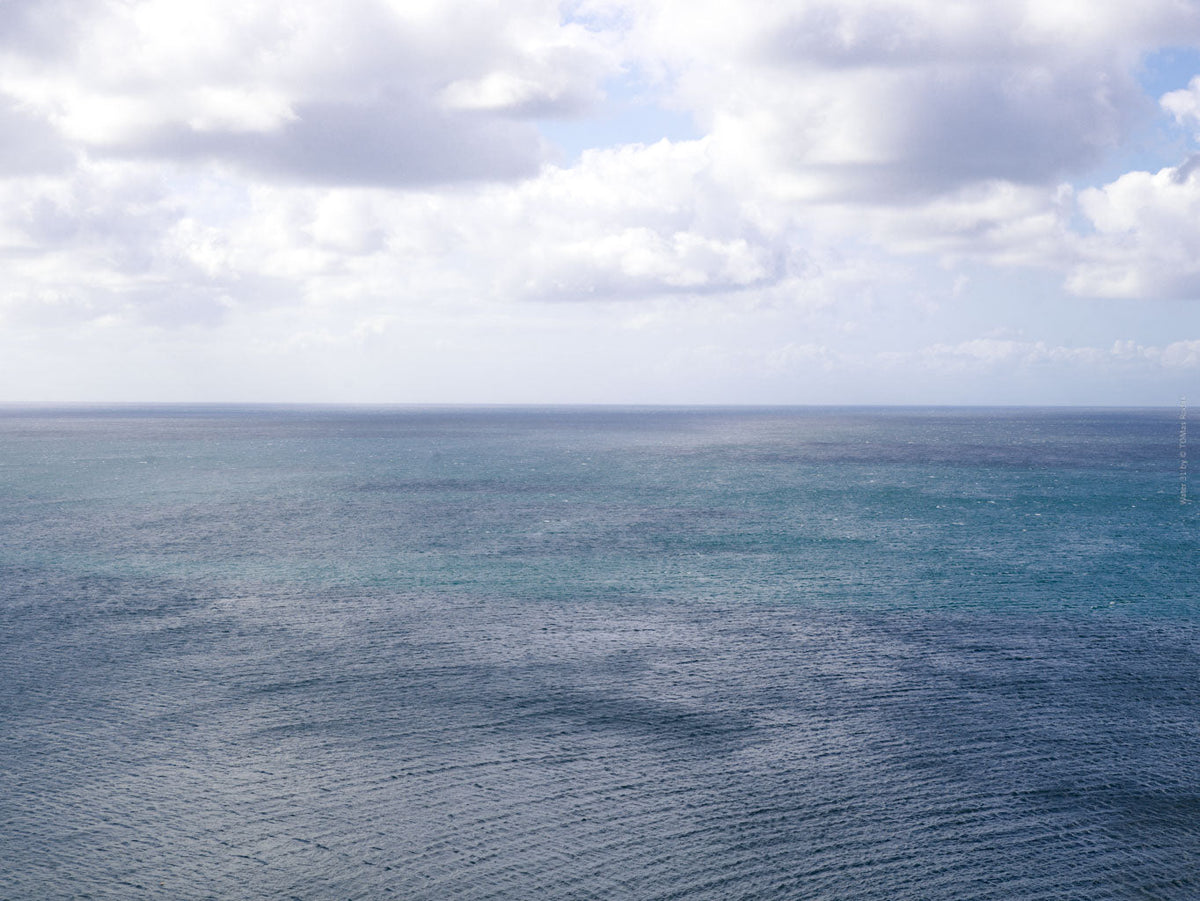 Reflection, meditation, work life balance, TOMs FLOWer CLUB, Tomas Rodak, photography, horizon, water photography, Water, Wasser, Meditation, Wolken, Clouds, Wasserrauschen, blue, blau, Mallorca, La reunion, sea, Schwimmen, blaue Lagune, Alpen, Alps, Bergsee, Bodensee, Lake of Constance, Mainau, sky, Himmel, Wolken, clouds