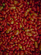 Kochbuch, Kochen, organic vegetable, Gemüse, Bio, TOMs FLOWer CLUB, Tomas Rodak, photography, Landhaus, country side, leaf photography, Blattfoto, Kitchen design, pictures for kitchen, Küchen, Küche, Farmers market, Chilli, red tomato, paradajky, Spain, Tomaten, rote Tomaten, red lover, rot, scharf, Mexico