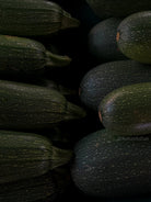 Kochbuch, Kochen, organic vegetable, Gemüse, Bio, TOMs FLOWer CLUB, Tomas Rodak, photography, Landhaus, country side, Zuckermelone Foto, Kitchen design, pictures for kitchen, Küchen, Küche, green, Zucchinii